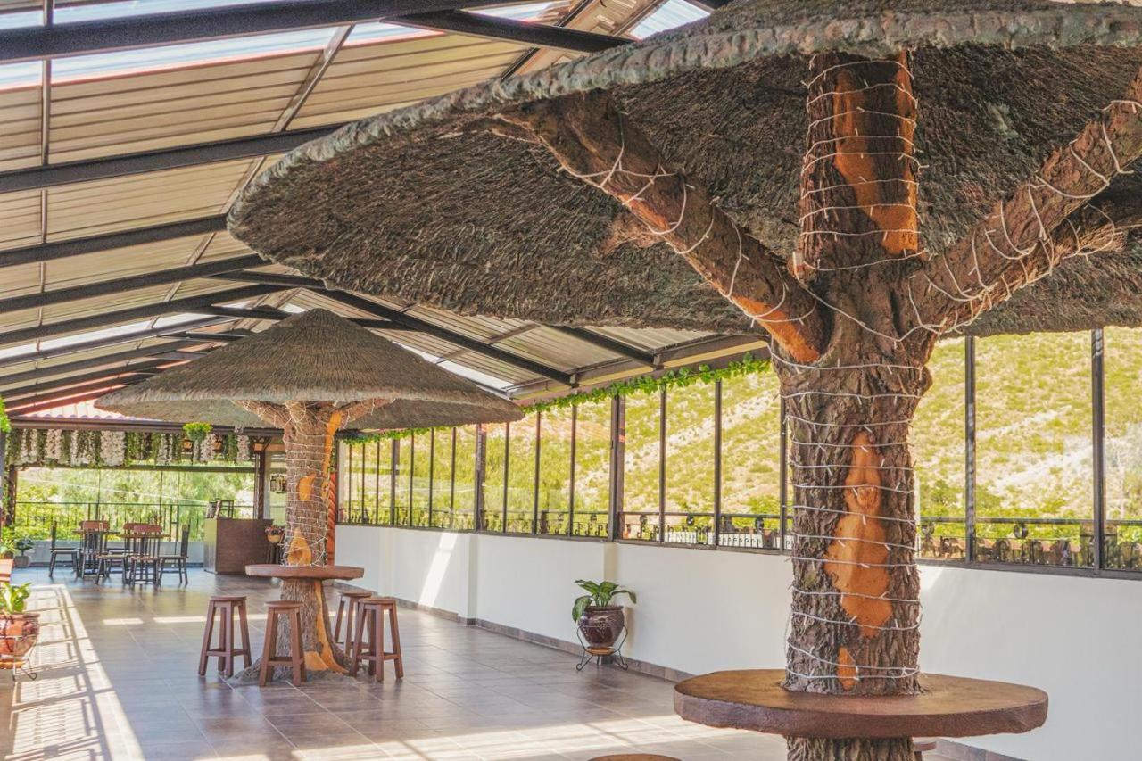 Hostal Dinosaurio Torotoro المظهر الخارجي الصورة